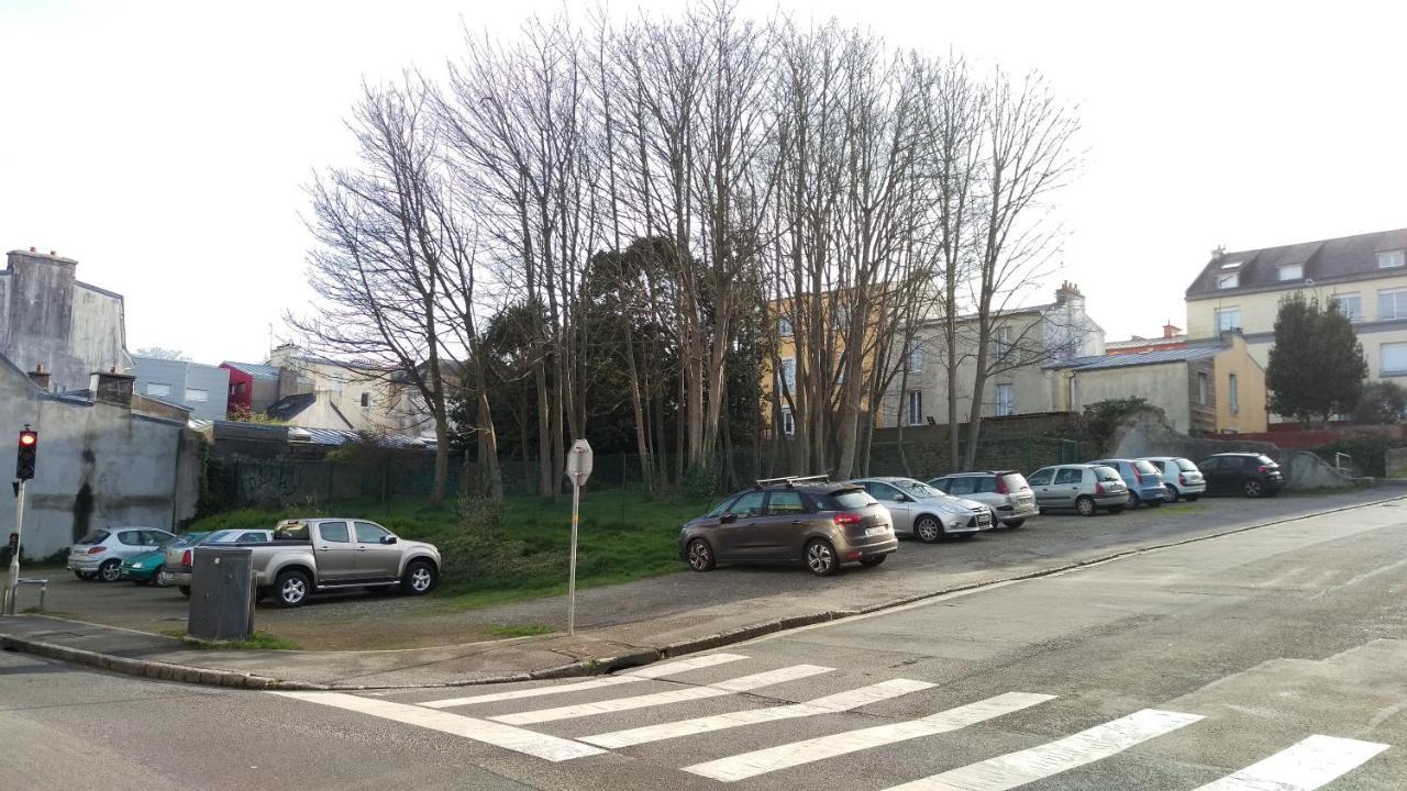 Les Studios Propres Et Tout Equipes Brest Exterior foto